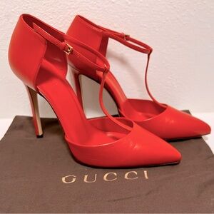 Gucci Red Leather Pointed Toe T-Strap Pumps - 38